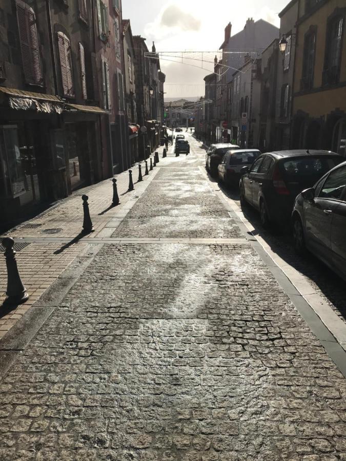 3 Chambres En Lit Double, 6 Personnes, Dans Appartement Entierement Renove, 70 M2 , Wifi,Climatisation, Tres Calme , Tout Equipe,Lit Bebe Clermont-Ferrand Exteriör bild