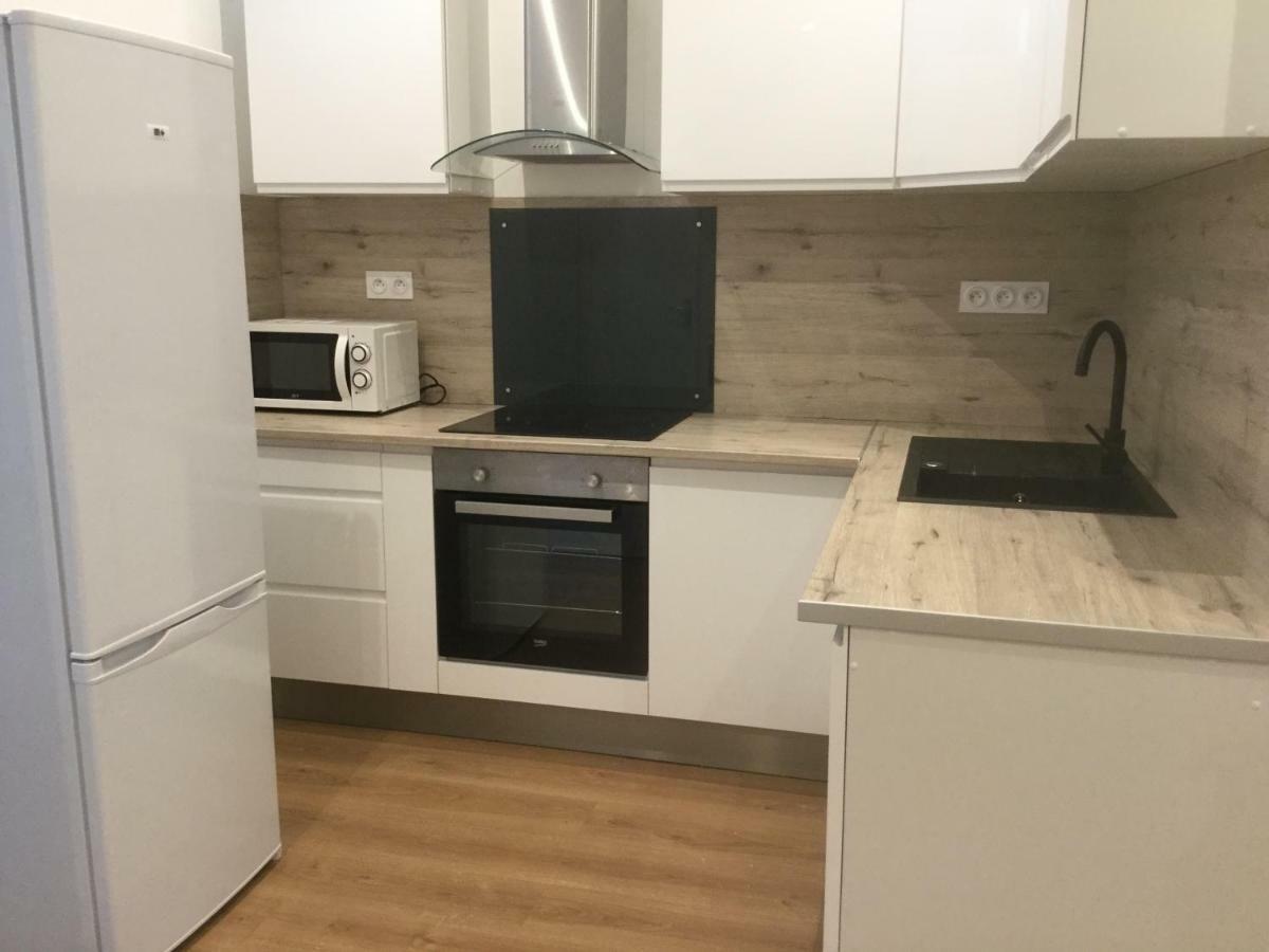 3 Chambres En Lit Double, 6 Personnes, Dans Appartement Entierement Renove, 70 M2 , Wifi,Climatisation, Tres Calme , Tout Equipe,Lit Bebe Clermont-Ferrand Exteriör bild