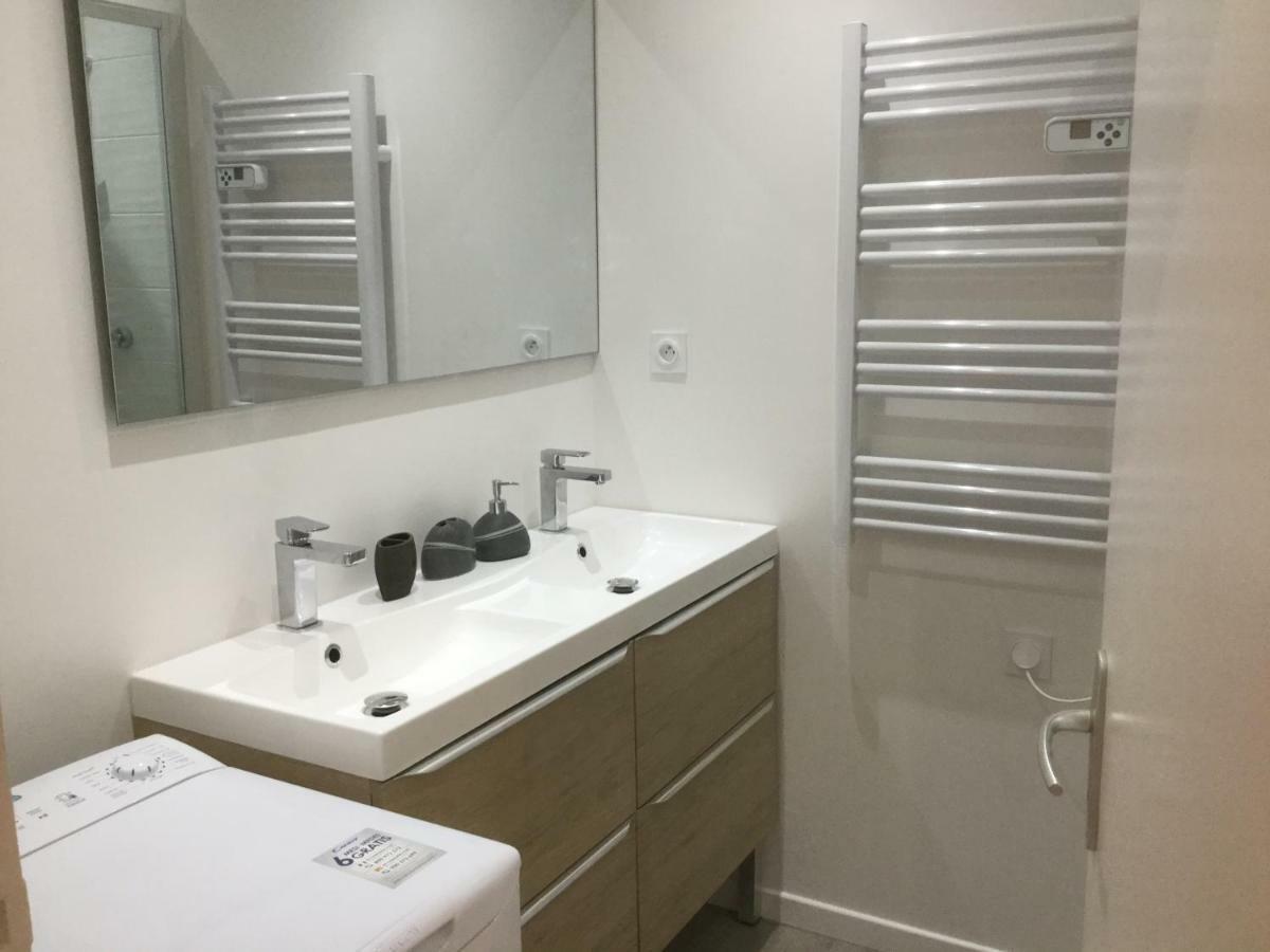 3 Chambres En Lit Double, 6 Personnes, Dans Appartement Entierement Renove, 70 M2 , Wifi,Climatisation, Tres Calme , Tout Equipe,Lit Bebe Clermont-Ferrand Exteriör bild